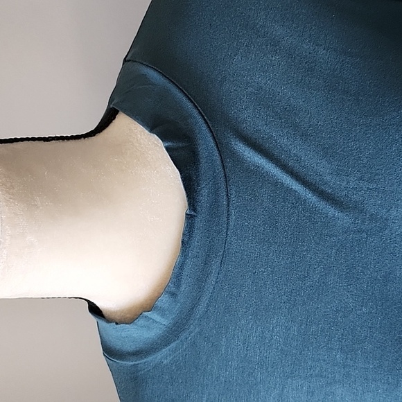 Maurices solid mock neck mini dress in Dark Spruce NWT - Picture 4 of 9